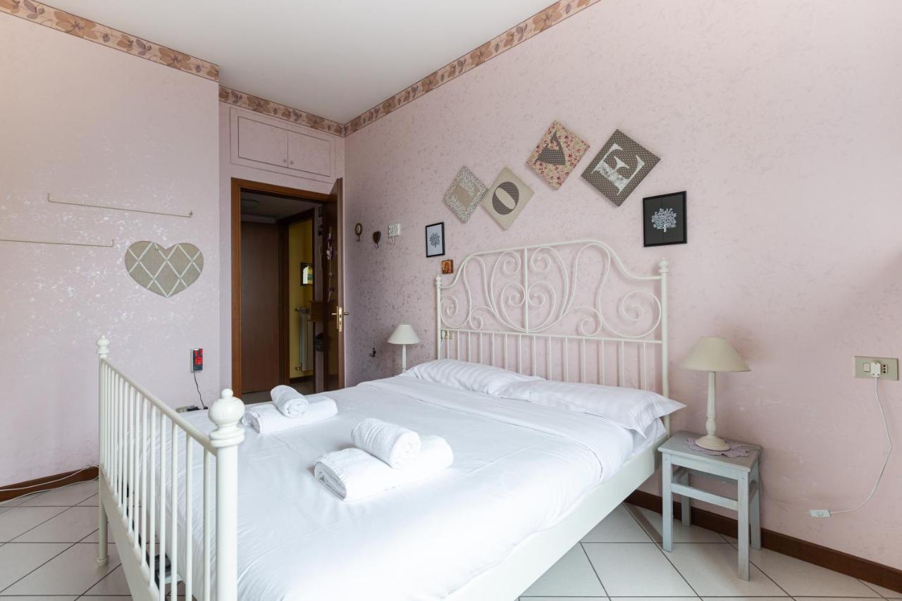 Bnbutler Torelli - Grazioso E Luminoso Bilocale Appartement Milaan Buitenkant foto