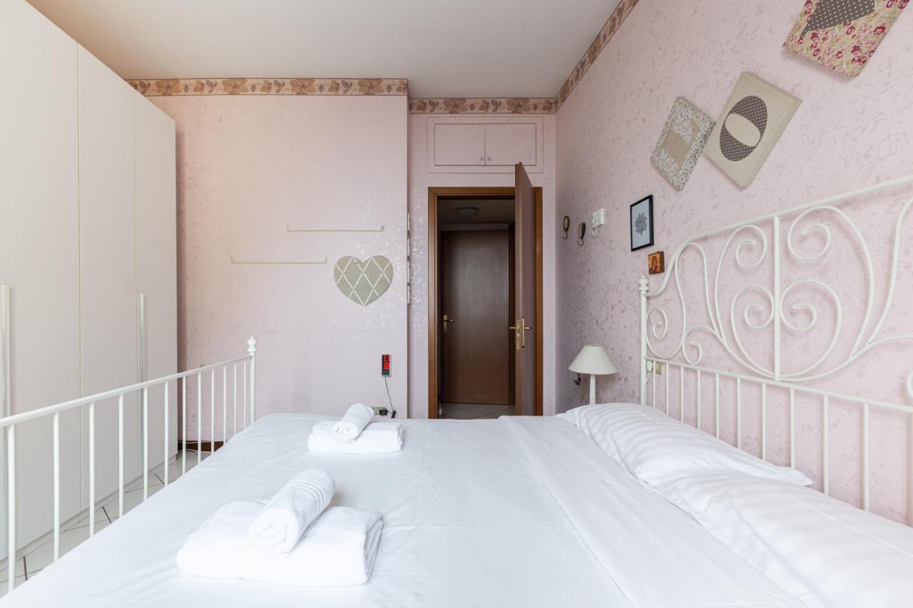 Bnbutler Torelli - Grazioso E Luminoso Bilocale Appartement Milaan Buitenkant foto